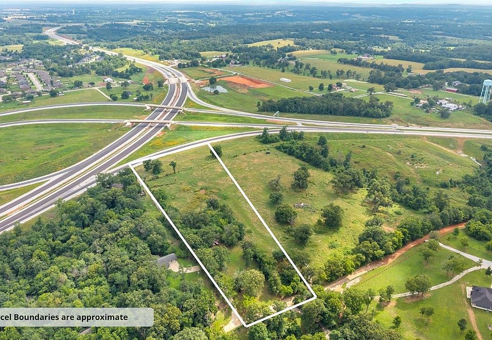 1st image of Fair Ln