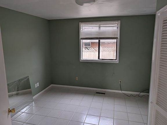 5th image of 3228 NW 57th St