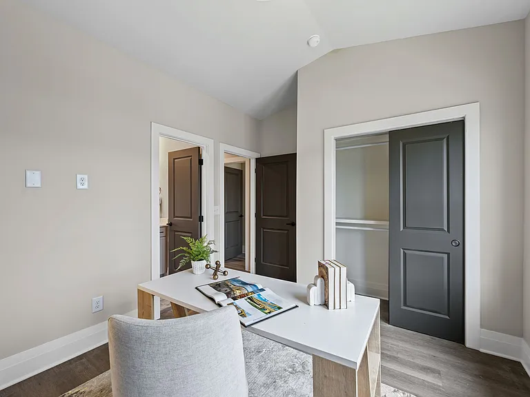 1031 Noble Loop #94 — Photo 20
