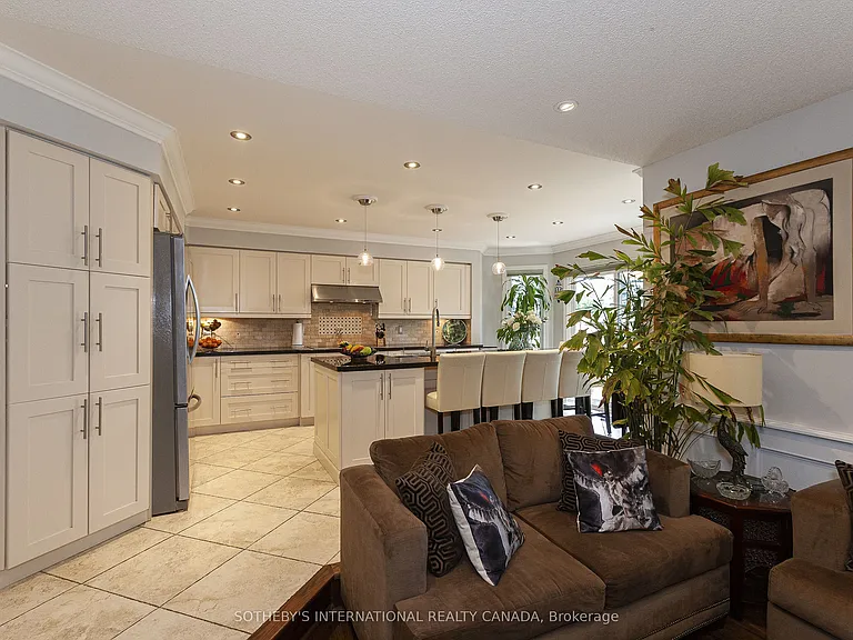 2074 Brays Ln — Photo 10