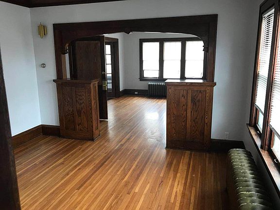 2nd image of 2503 Thomas Ave N #1