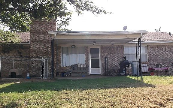 3rd image of 1326 Eastover St