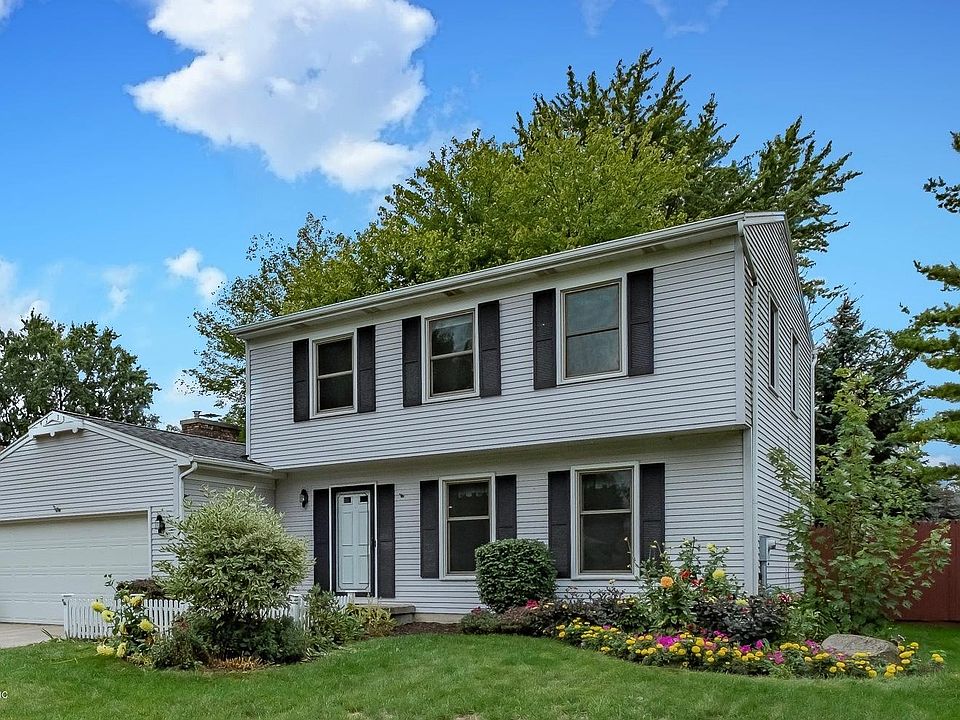1st image of 4233 Holyoke Dr SE