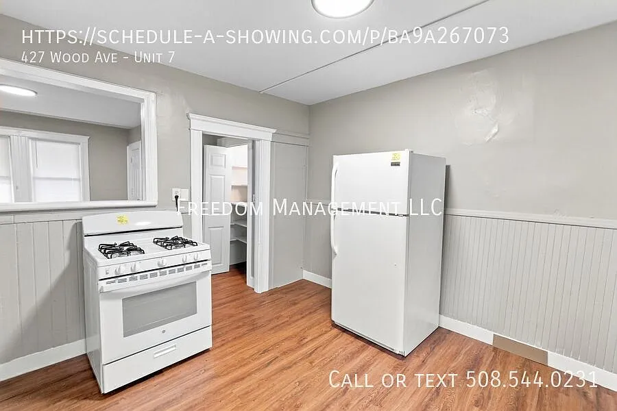 427 Wood Ave #7