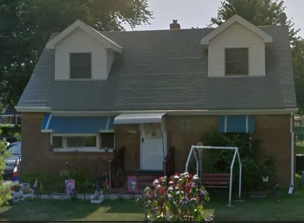 6806 S 77th Ave photo 1