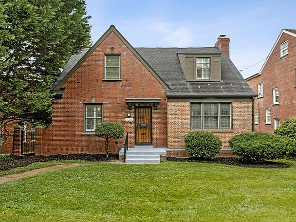 4th image of 1124 Kalmia Rd NW