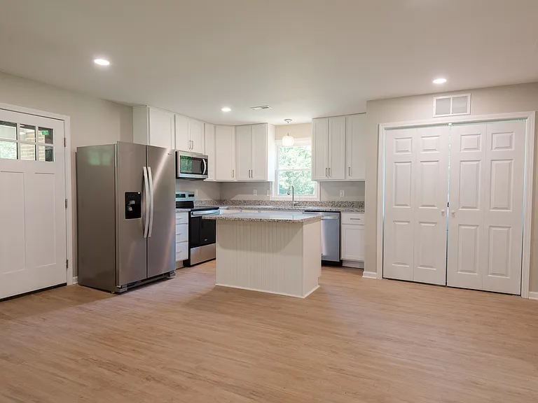 1104 Balls Creek Rd — Photo 3