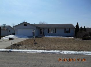 621 Rivendell Dr, Milton, WI 53563