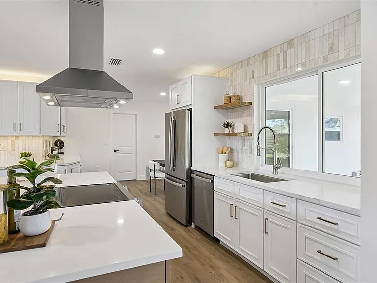 6735 Keystone Dr — Photo 15