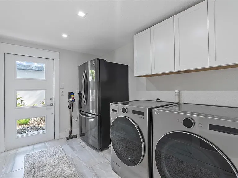 1100 Westway Dr — Photo 33