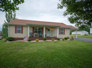 1446 Halifax Rd, Scottsville, KY 42164