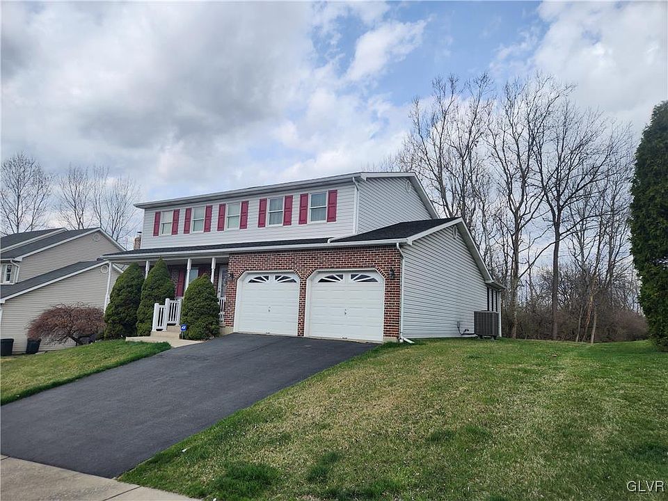 1st image of 1302 Barrington Dr