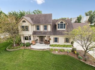 482 Pleasant Hill Rd, Frankfort, IL 60423