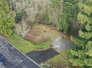 8322 NE 166th St, Kenmore, WA 98028