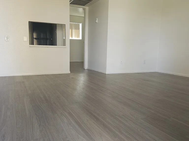 The Palms at Camelback West — Photo 10