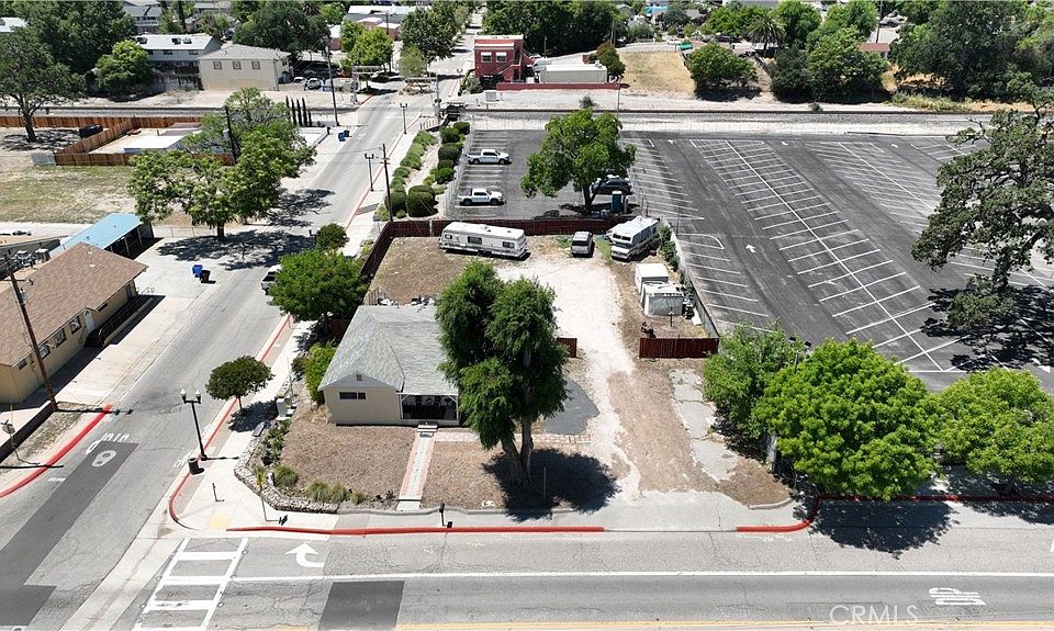 1st image of 2103 Riverside Ave