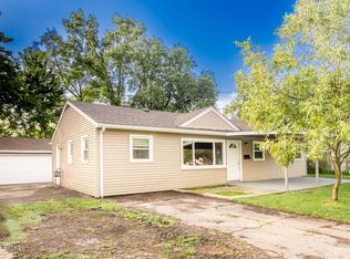 13511 Greystone Ave, Louisville, KY 40272