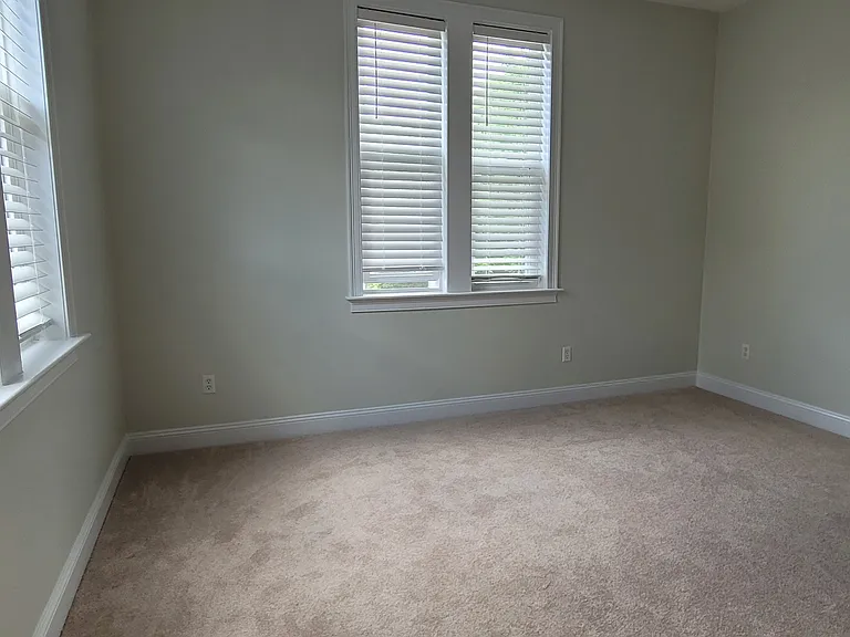 33 Randolph St #17 — Photo 6