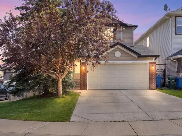 590 W Coopers Dr SW, Airdrie, AB T4B 3M4