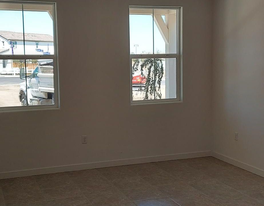 2nd image of 2243 S Stunham Ln
