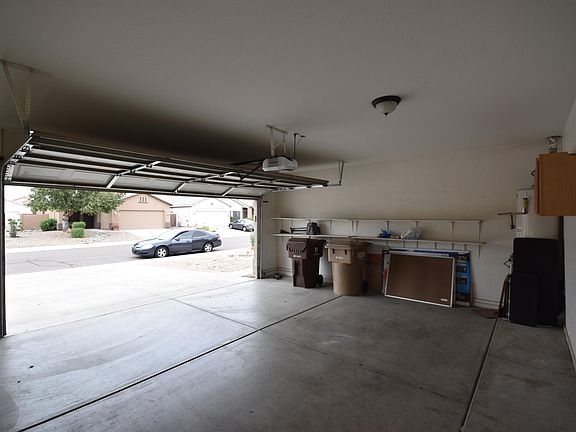 4th image of 8861 W Paradise Dr