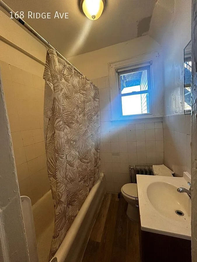 2 bed, $2,450 — Photo 3