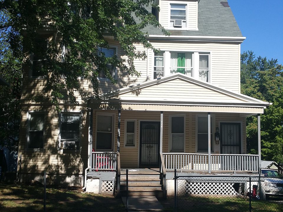 2nd image of 279 No Walnut St