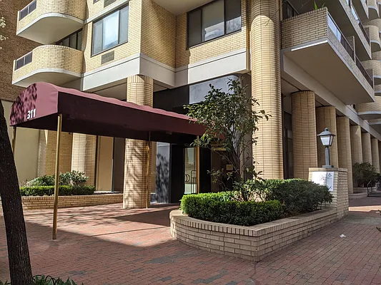 Rented by Oxford Property Group | media 27