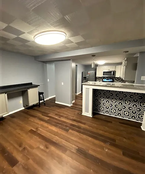 1920 E Genesee St #1 — Photo 2