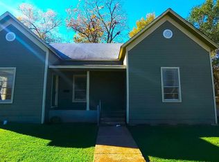 397 3rd St NW, Paris, TX 75460