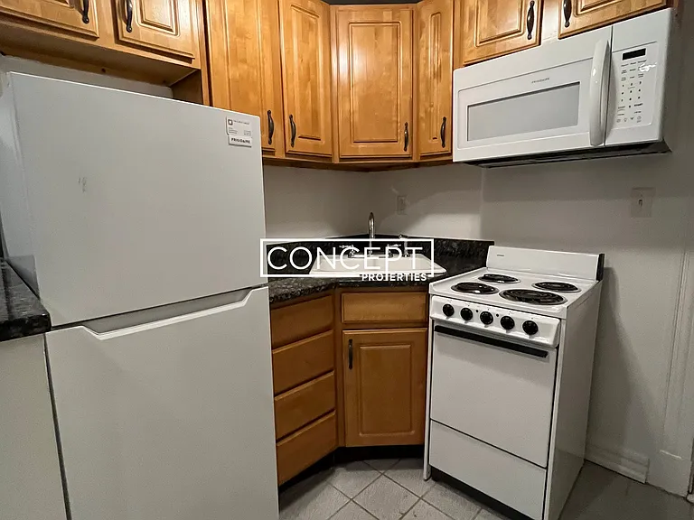 379 Commonwealth Ave #11 — Photo 2
