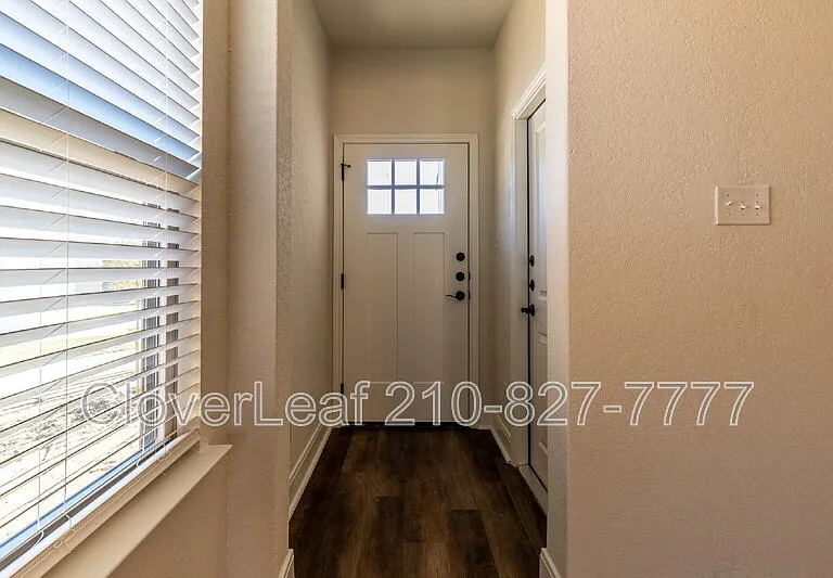 10359 Lynwood Crk #101 — Photo 4