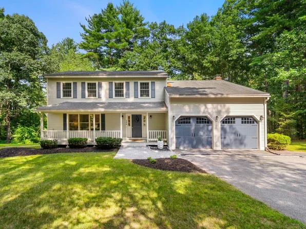 14 Veronica Drive, Bedford, NH 03110