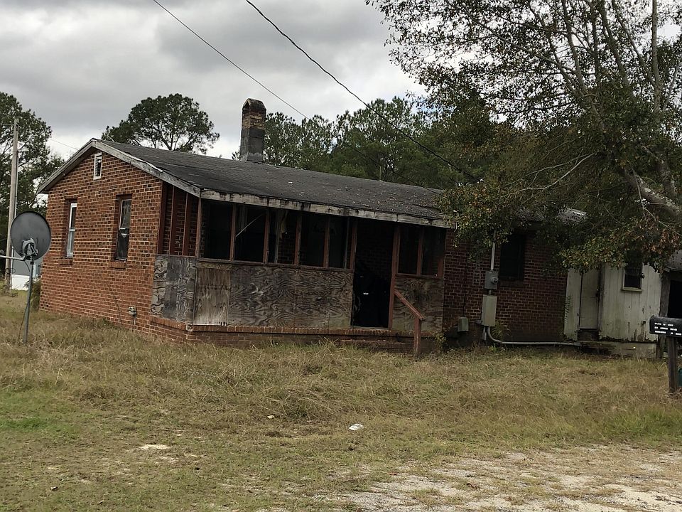 2nd image of 111 Lincoln Ave