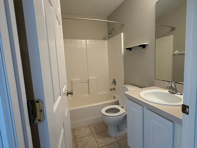 226 Tree Branch Ln — Photo 5