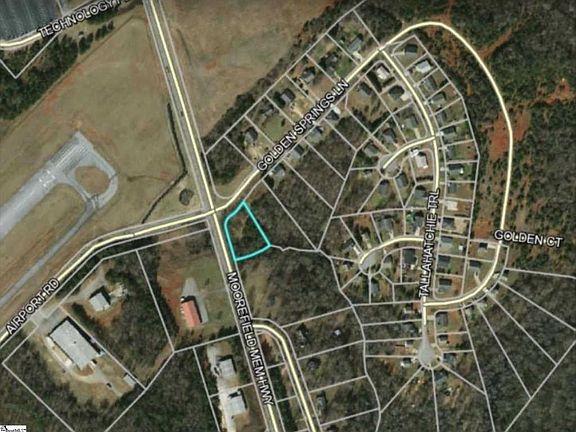 2nd image of 102 Golden Springs Ln