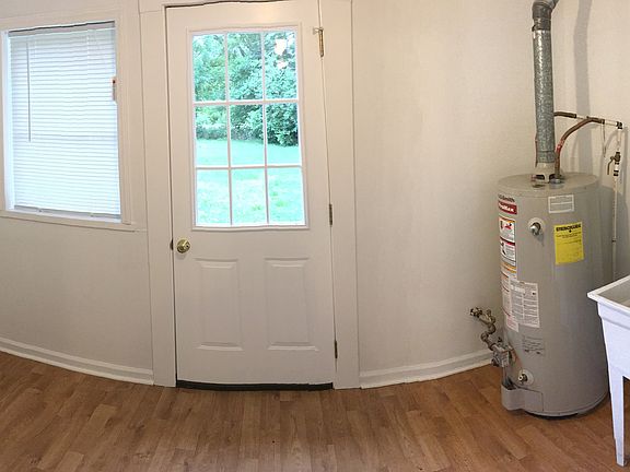 Washer / Dryer / Mud Room