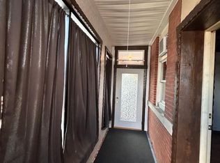 122 E Bremer Ave #1/2, Waverly, IA 50677