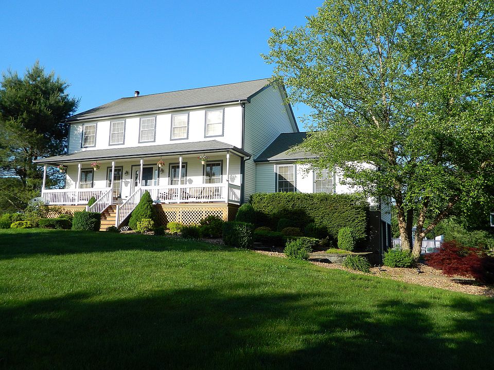 1st image of 34 Ehmer Dr