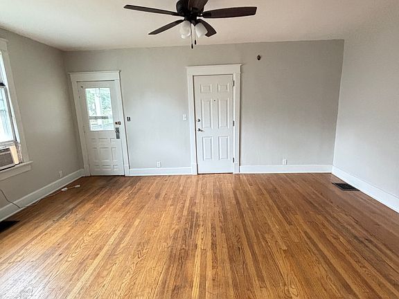 2nd image of 704 W White St #1