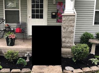 208 E 6th St, Muncie, IN 47302