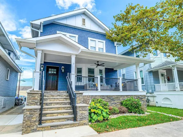 7 S Victoria Ave, Ventnor, NJ 08406