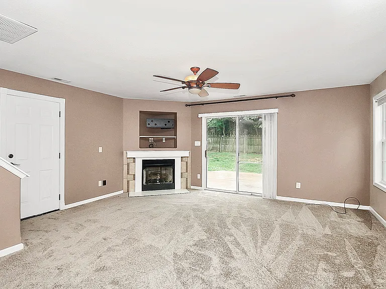 5227 Silabert Ave — Photo 14