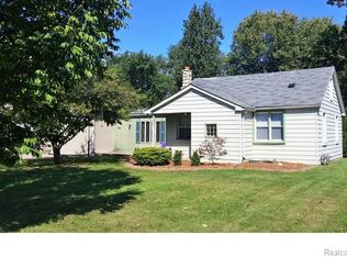 16891 General St, Fraser, MI 48026