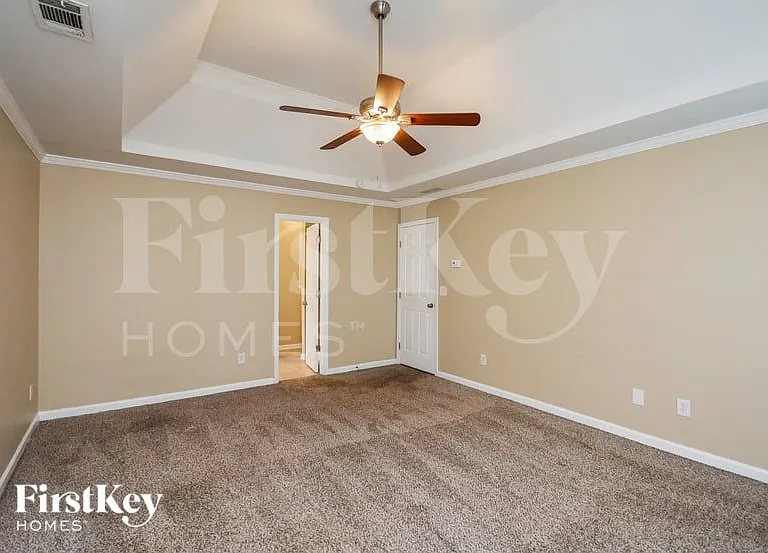 2107 Amherst Trl SE — Photo 8