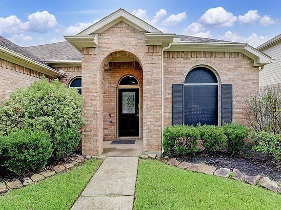3rd image of 5122 Arborwood Dr