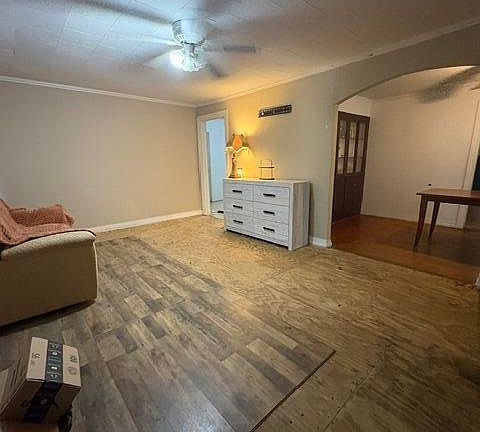 3rd image of 226 S Fifth Street