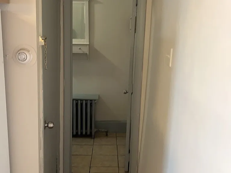 1901 S 21st St #2 — Photo 3