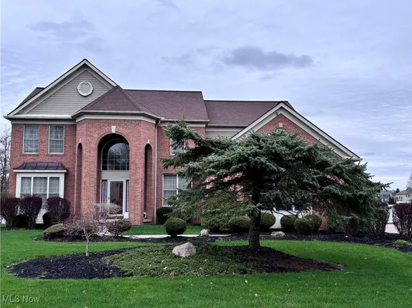 2915 Alling Dr, Twinsburg, OH 44087