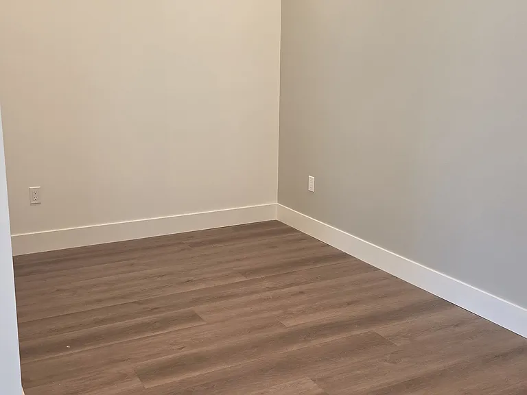 22730 Mariano St — Photo 13